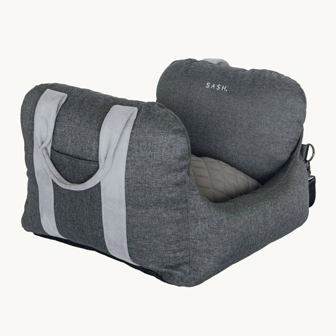 DogBeds-PremiumDogCarBed3_79b09c91-d8bc-4762-b360-063dad2d217a.jpg