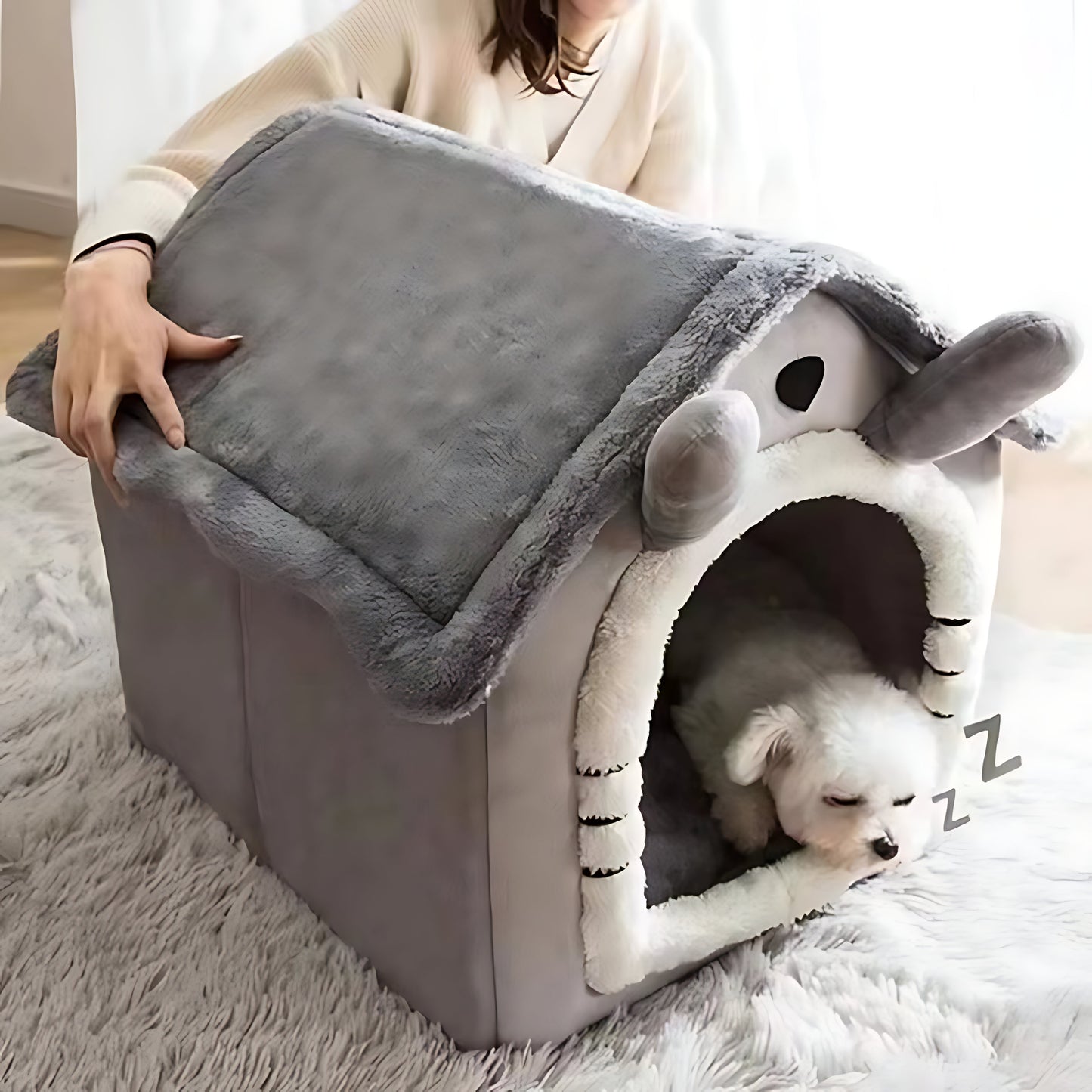 Enclosed Indoor Pet House Bed – Plush, Washable Comfort