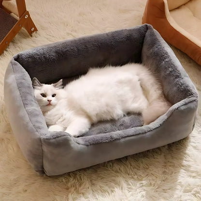 Soft Plush Pet Basket Bed – Warm Sleeping Bed for Cats & Small Dogs