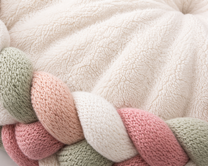 Handwoven Braided Calming Pet Bed Round Plush Nest